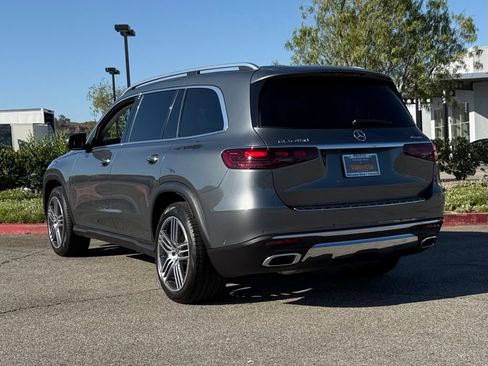 Certified 2026 Mercedes-Benz GLS 450 4MATIC image 9