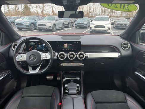 Used 2020 Mercedes-Benz GLB 250 4MATIC image 12