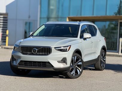 Certified 2024 Volvo XC40 B5 Plus w/ Protection Package Premier