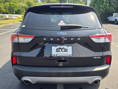 Used 2022 Ford Escape S image 5