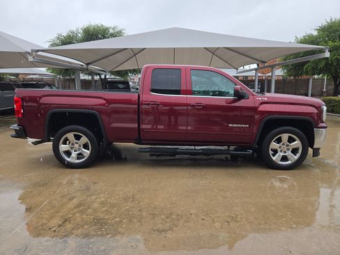 Used 2017 GMC Sierra 1500 SLE w/ SLE Value Package AWD/4WD image 2