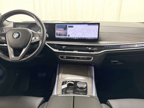 Used 2024 BMW X5 xDrive40i w/ Premium Package AWD/4WD image 9