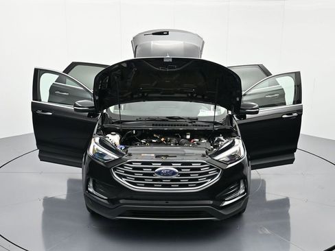 Used 2024 Ford Edge Titanium image 44