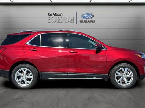 Used 2019 Chevrolet Equinox LT image 3