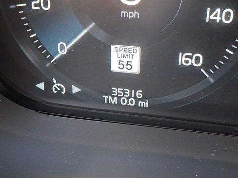 Used 2020 Volvo XC60 T5 Inscription w/ Protection Package Premier AWD/4WD image 17