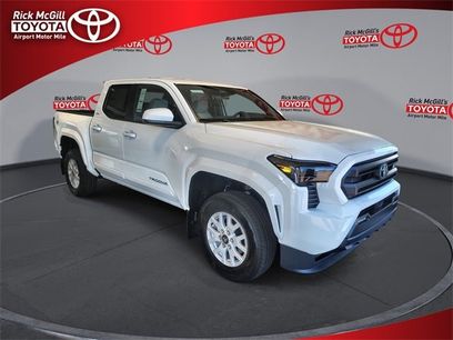 New 2025 Toyota Tacoma SR5