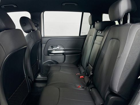Certified 2026 Mercedes-Benz GLB 250 image 9