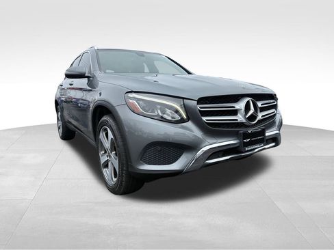 Used 2019 Mercedes-Benz GLC 300 4MATIC image 1