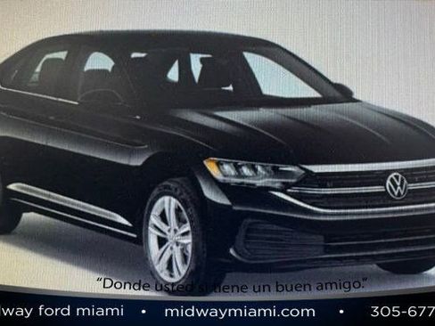 Used 2024 Volkswagen Jetta SE FWD image 1