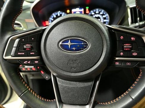 Used 2022 Subaru Crosstrek 2.5i Limited w/ Moonroof Package 2 AWD/4WD image 37
