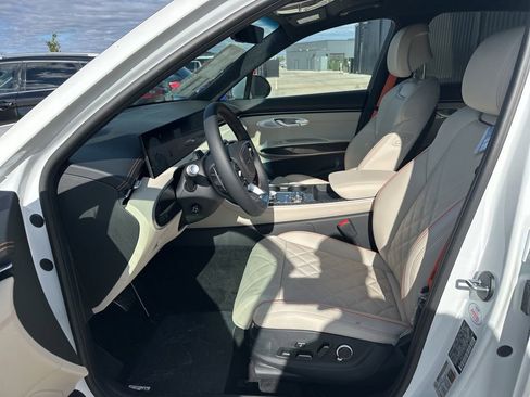 New 2026 Genesis GV70 3.5T Sport Prestige AWD/4WD image 18