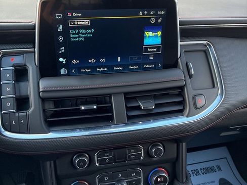 Used 2022 Chevrolet Tahoe RST w/ Luxury Package image 17