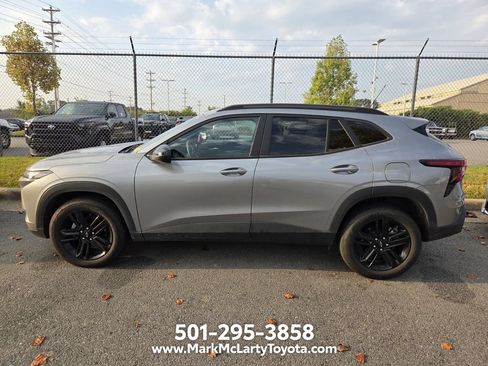 Used 2025 Chevrolet Trax ACTIV w/ Driver Confidence Package FWD image 5