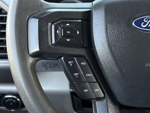 Used 2022 Ford F250 XL w/ Power Equipment Group image 15