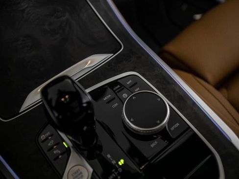 Used 2023 BMW X5 xDrive40i w/ Premium Package image 36