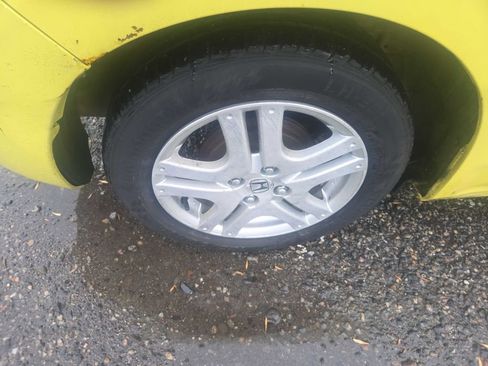 Used 2015 Honda Fit LX image 25