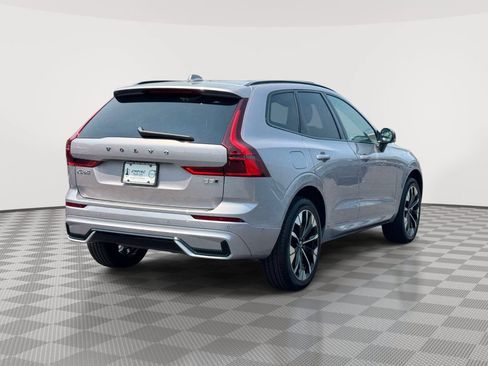 Used 2026 Volvo XC60 B5 Plus w/ Protection Package Premier AWD/4WD image 4