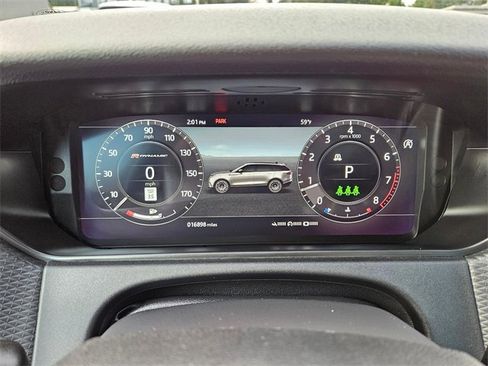 Used 2019 Land Rover Range Rover Velar R-Dynamic SE image 22