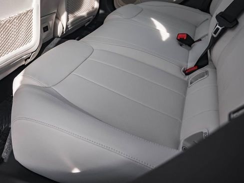 New 2026 Mercedes-Benz CLA 250 4MATIC image 31
