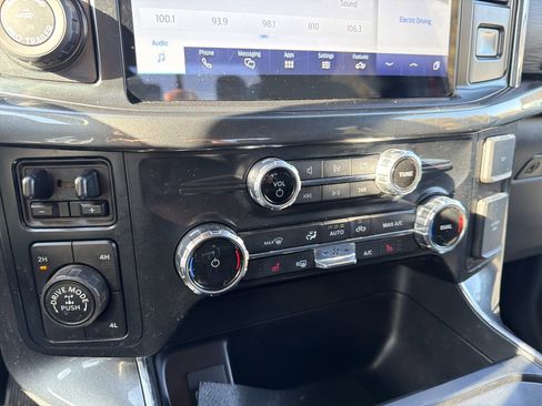 Certified 2022 Ford F150 XLT w/ Equipment Group 302A High image 21