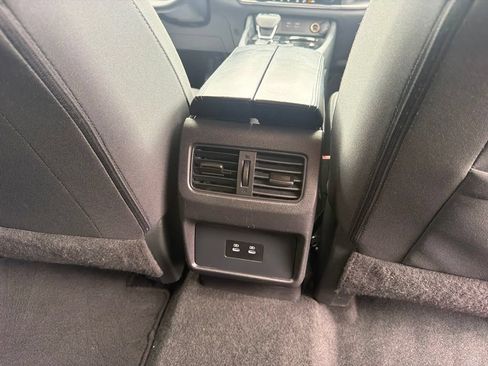 Used 2024 Nissan Rogue SV AWD/4WD image 48