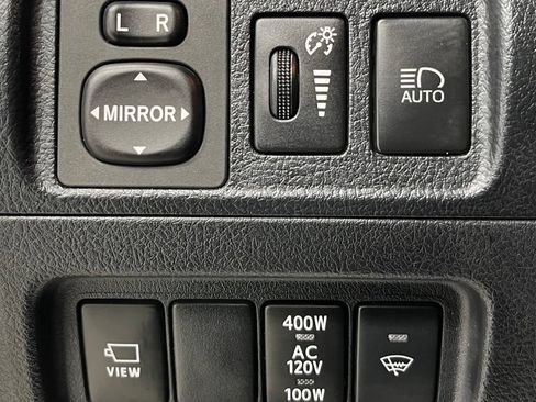 Used 2022 Toyota 4Runner TRD Off-Road Premium AWD/4WD image 33