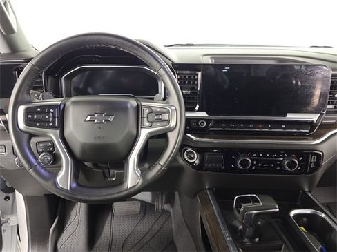 Used 2023 Chevrolet Silverado 1500 RST image 13