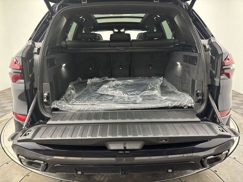 New 2026 BMW X5 xDrive40i w/ M Sport Package AWD/4WD image 21