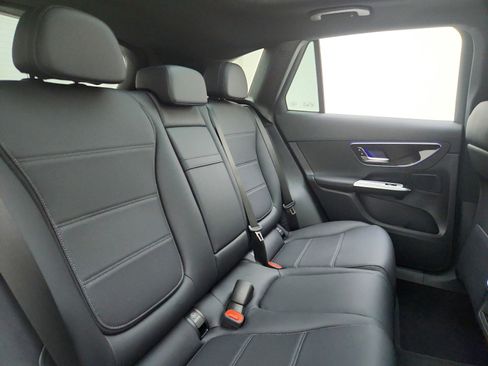 New 2026 Mercedes-Benz GLC 300 image 14