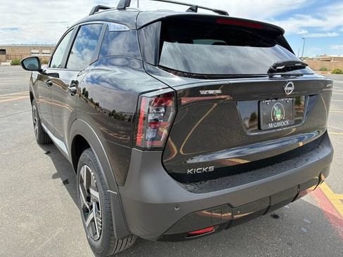 New 2026 Nissan Kicks SV w/ Cold Weather Package FWD image 4