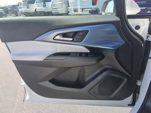 Used 2024 Chevrolet Equinox EV LT w/ Active Safety Package 3 FWD image 7