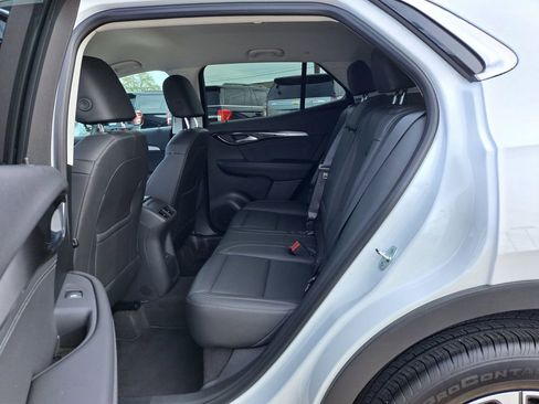 Used 2025 Buick Envision Preferred AWD/4WD image 5