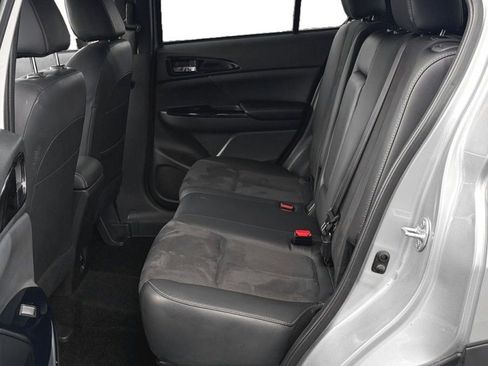 Used 2022 Mitsubishi Eclipse Cross AWD image 13