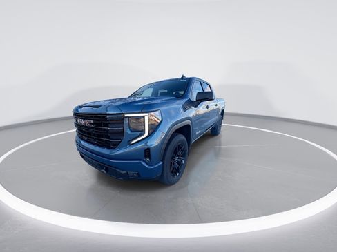 Used 2026 GMC Sierra 1500 Elevation w/ Preferred Package AWD/4WD image 4