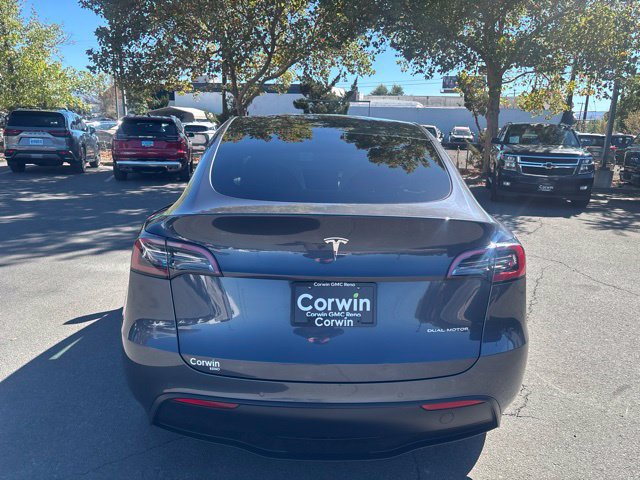 Used 2022 Tesla Model Y Long Range AWD/4WD image 7