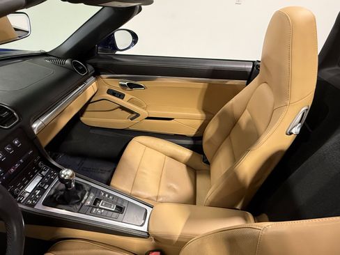 Used 2022 Porsche 718 Boxster image 39