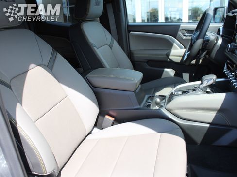 New 2026 Chevrolet Colorado ZR2 w/ ZR2 Bison Edition image 28