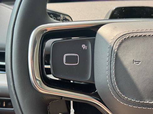 New 2025 Lincoln Navigator L Reserve image 33