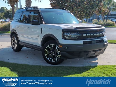 Used 2022 Ford Bronco Sport Outer Banks w/ Tech Package AWD/4WD image 1