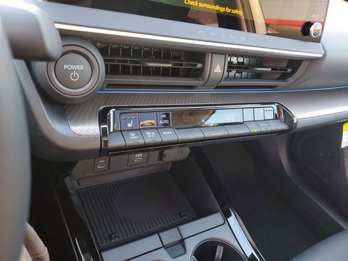 New 2026 Toyota Prius XLE image 28