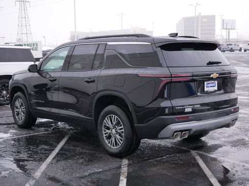 New 2026 Chevrolet Traverse LT w/ Driver Confidence Package image 8