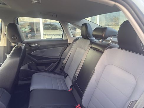 New 2026 Volkswagen Jetta SE image 15