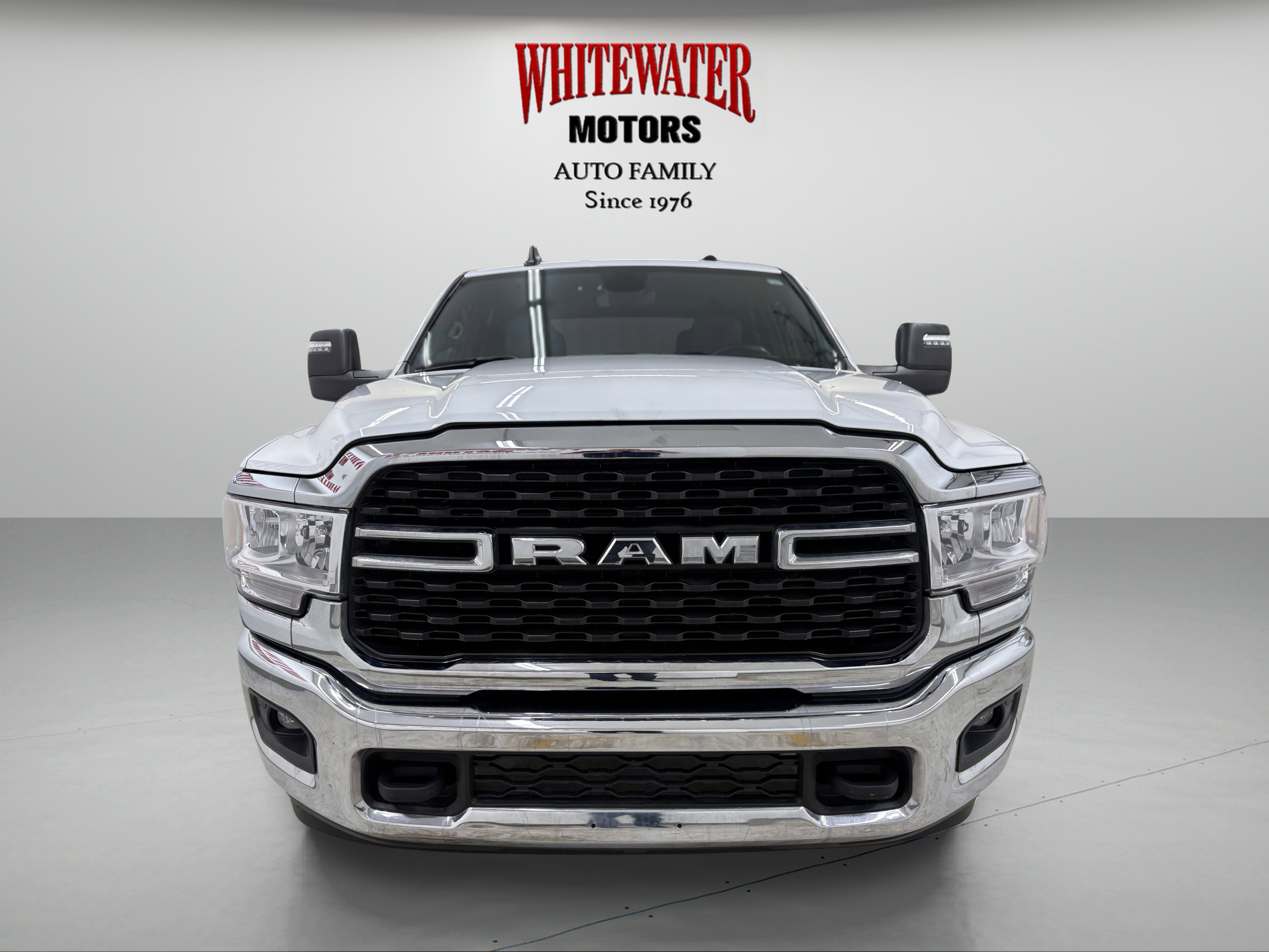 Used 2024 RAM 2500 Big Horn AWD/4WD image 6