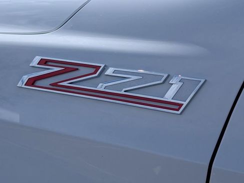 New 2026 Chevrolet Suburban Z71 image 4