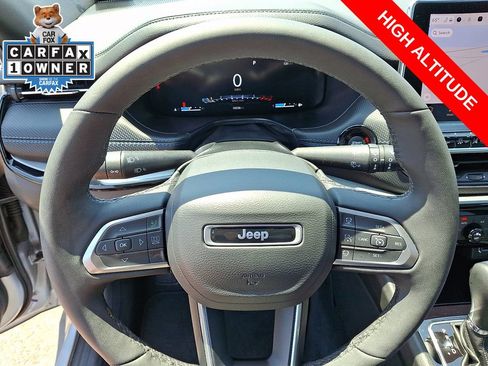 Used 2025 Jeep Compass Limited w/ High Altitude Package AWD/4WD image 20