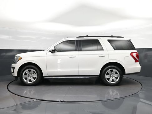Used 2020 Ford Expedition XLT w/ Equipment Group 202A RWD image 4