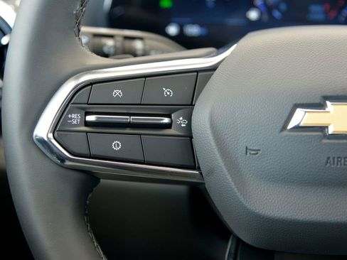 Used 2026 Chevrolet Equinox LT w/ Safety and Technology Package image 22