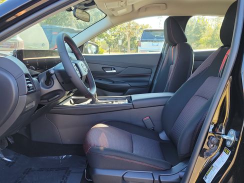 New 2026 Nissan Sentra SR w/ Floor Mat Package image 21