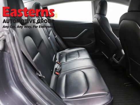 Used 2018 Tesla Model 3 Long Range image 20