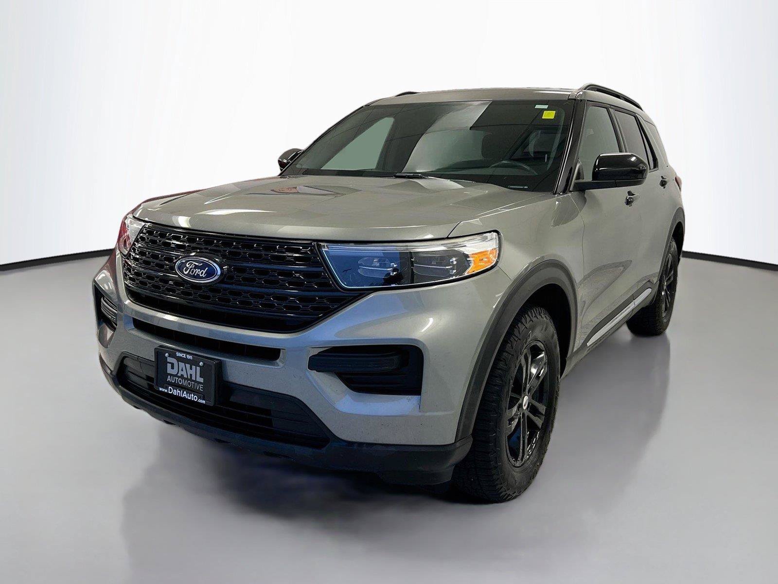 Used 2020 Ford Explorer XLT w/ Comfort Package AWD/4WD image 4